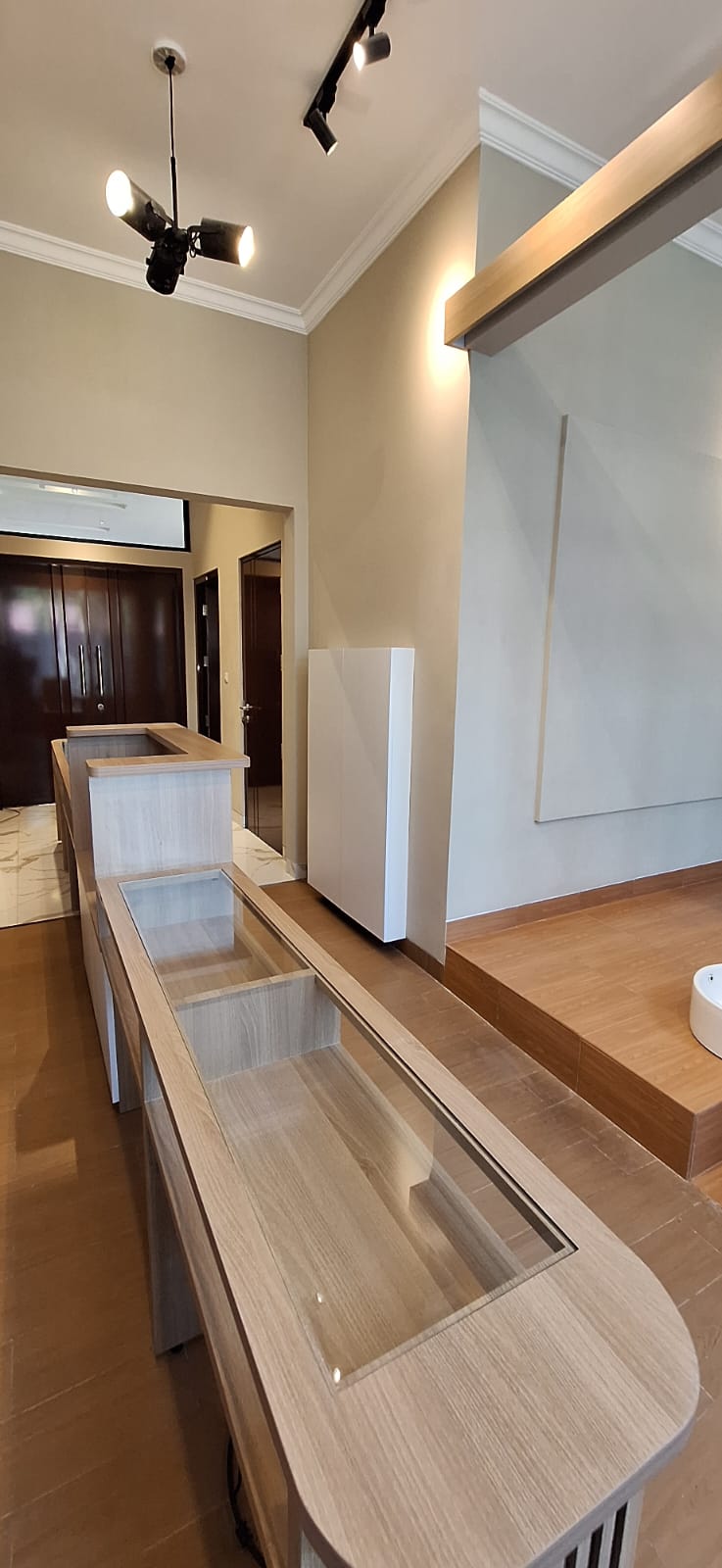 Renovasi Interior & Fit-Out Nail Salon — 6